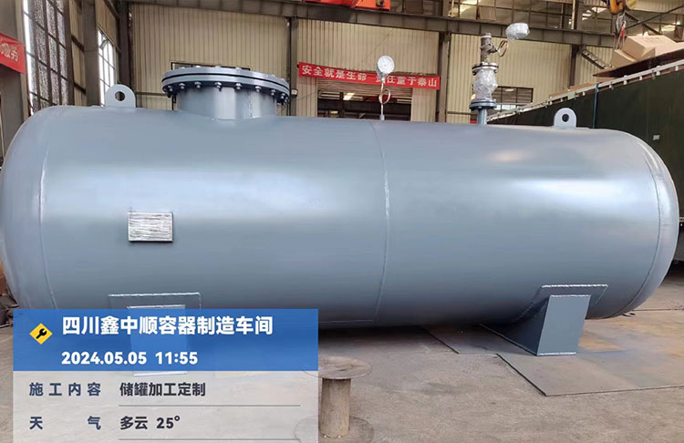 臥式儲(chǔ)油罐 大型儲(chǔ)罐 四川專業(yè)儲(chǔ)罐生產(chǎn)產(chǎn)家鑫中順制造 廠家直銷